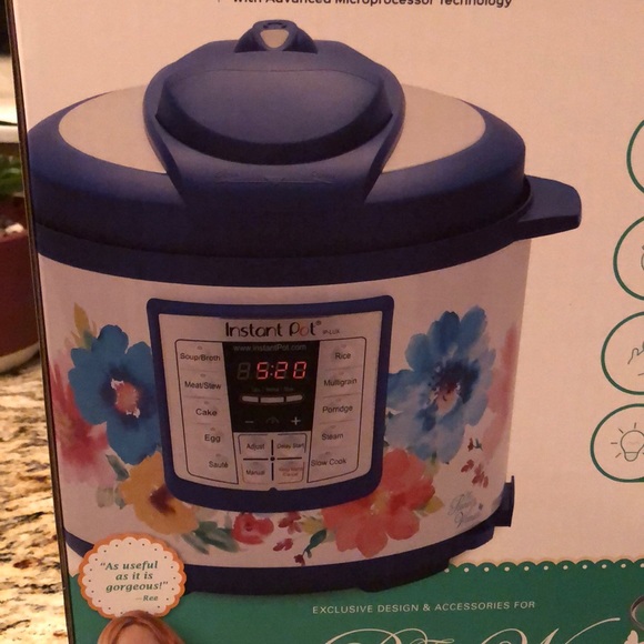 Pioneer Woman 6 quart Insta Pot new